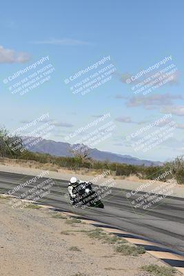 media/Nov-16-2025-Race Pace (Sun) [[8c5fa54630]]/Verified Riders/4-Turn 3 Inside (1050am)/